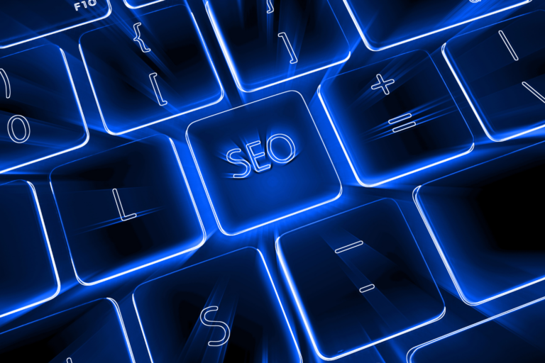 como hacer posicionamiento web con IA y automatización para pymes